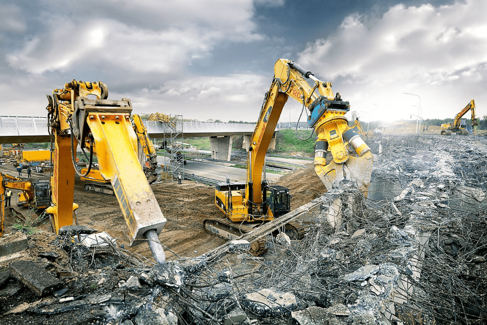 Hydraulic Breaker Servicing Trojan Plant Equipment